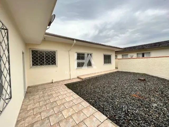 Imagem 14: Casa para Aluguel Possui 114 Metros Quadrados com 3 Quartos em Czerniewicz - Jaraguá Do