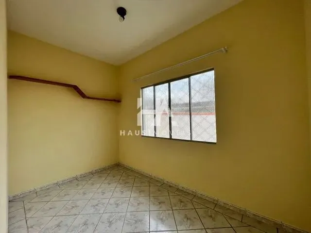 Imagem 12: Casa para Aluguel Possui 114 Metros Quadrados com 3 Quartos em Czerniewicz - Jaraguá Do