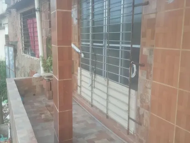 Imagem: Alugo para Moradia Ou Comércio (Na Avenida