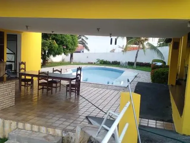 Imagem 3: Sobrado para Aluguel com 3 Suítes em Candelária - Natal - Rn