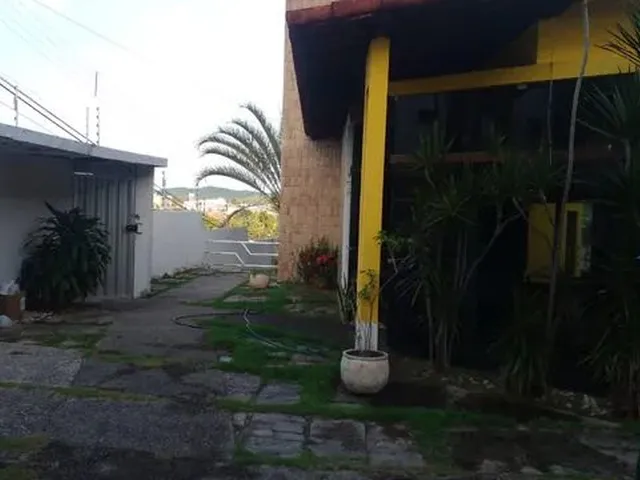 Imagem 7: Sobrado para Aluguel com 3 Suítes em Candelária - Natal - Rn