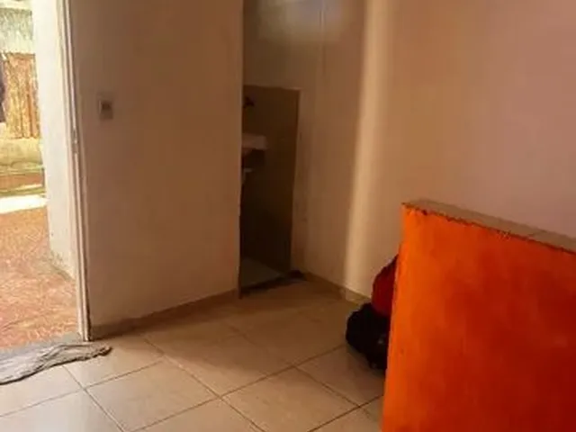 Imagem 3: Alugo Kitnet Bem Localizada