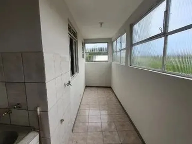 Imagem 8: Apartamento de Três Quartos com Uma Suíte