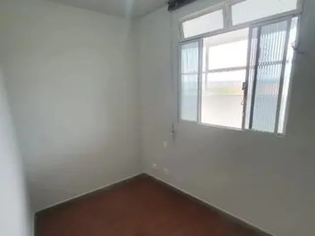 Imagem 12: Apartamento de Três Quartos com Uma Suíte