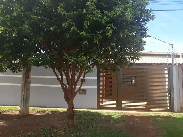 Imagem: Casa com Suíte e Closet