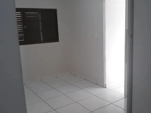 Imagem 12: Casa com Suíte e Closet