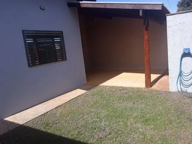 Imagem 5: Casa com Suíte e Closet