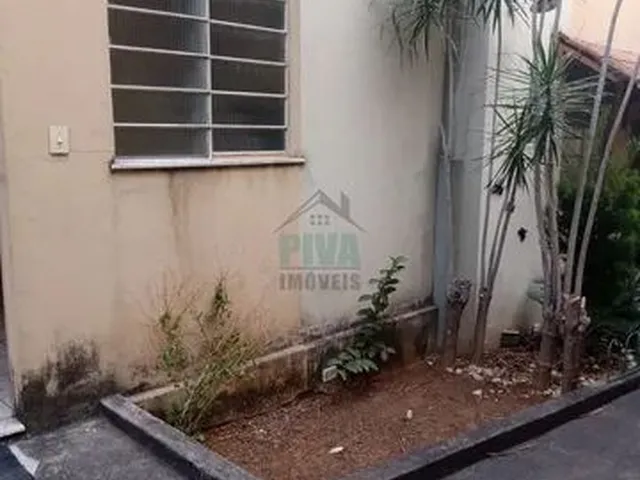 Imagem: Casa Geminada de 02 Quartos no Bairro Jaqueline!