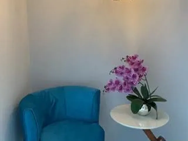 Imagem 4: Alugo Apartamento 2 Quartos com Suíte e Sacada