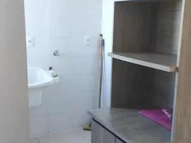 Imagem 4: Alugo Apartamento de 2 Quartos com Sacada no Bairro Coqueiral
