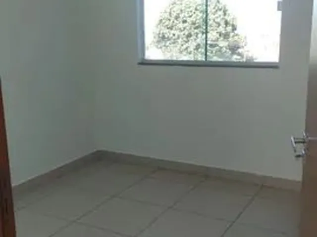 Imagem 3: Alugo Apartamento de 2 Quartos com Sacada no Bairro Coqueiral