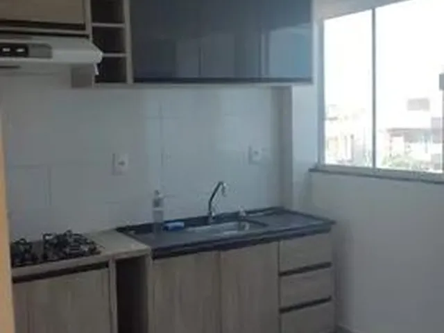 Imagem 2: Alugo Apartamento de 2 Quartos com Sacada no Bairro Coqueiral