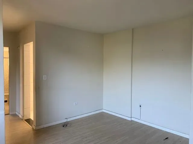 Imagem: Amplo Apartamento no Centro de Alcântara