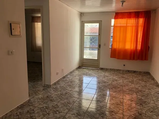 Imagem 2: Casa para Aluguel em Cajuru - Curitiba - Pr