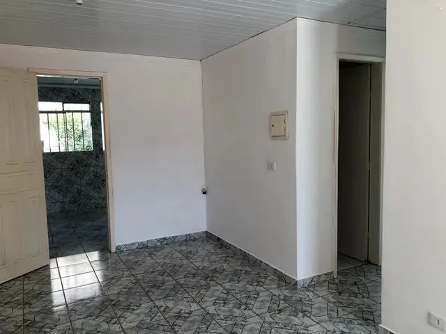Imagem 6: Casa para Aluguel em Cajuru - Curitiba - Pr