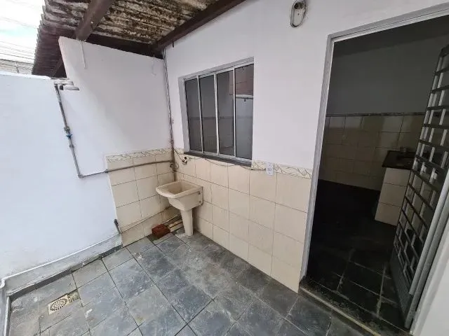 Imagem 10: Casa Dois Quartos em Santissimo