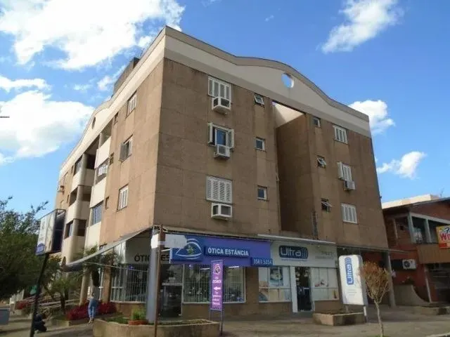 Imagem 1: Ensolarado Apartamento de 90M2 em Ótima Localização, Andar Alto, Ar Condicionado!