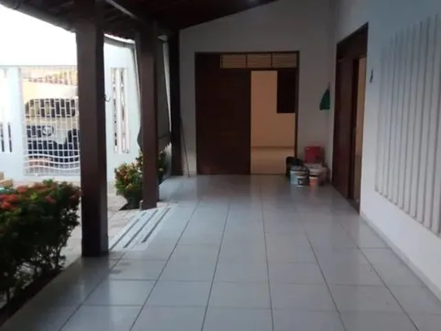 Imagem 12: Alugo Excelente Casa com Piscina e Jardim em Capim Macio