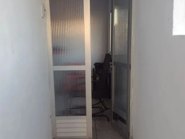 Imagem 8: Casa. Área de serviço, 1 Banheiroe2 Dormitórios