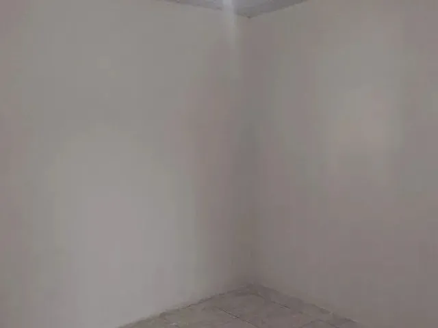 Imagem 5: Casa. Área de serviço, 1 Banheiroe2 Dormitórios