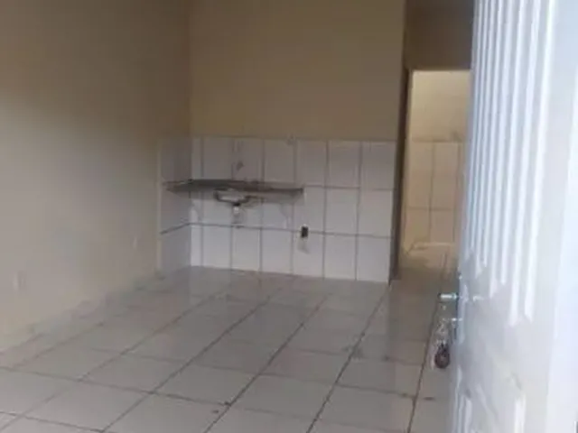 Imagem 5: Aluga-Se Apto 2 Quartos com Garagem
