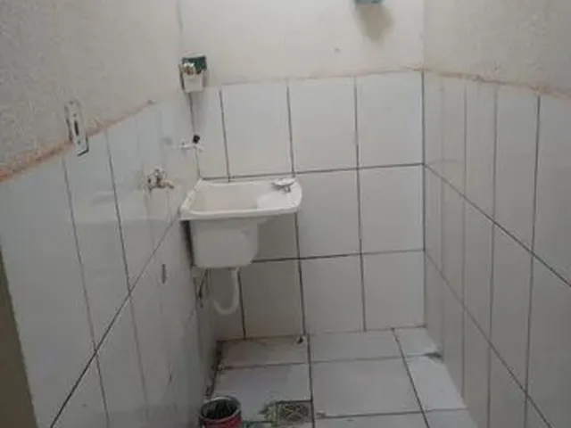 Imagem 6: Aluga-Se Apto 2 Quartos com Garagem