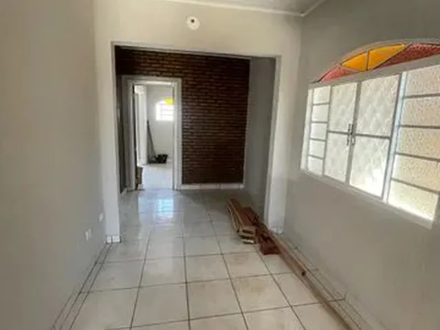 Imagem 10: Casa para Aluguel com 100 Metros Quadrados com 3 Quartos em Guanandi - Campo Grande - Ms