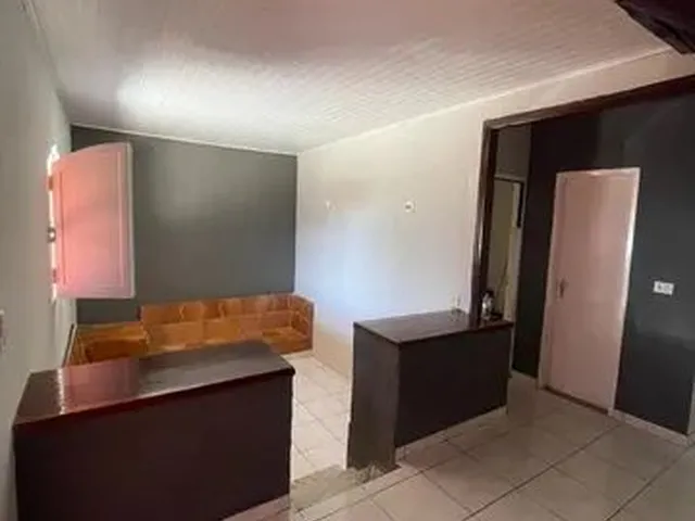Imagem 6: Casa para Aluguel com 100 Metros Quadrados com 3 Quartos em Guanandi - Campo Grande - Ms
