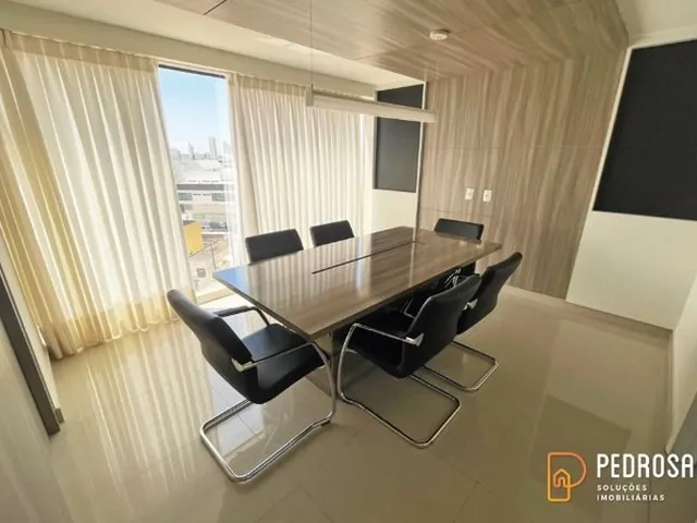 Imagem: Sala Comercial Mobiliada com 38 M2 - Edifício