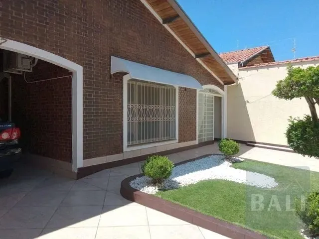 Imagem: Casa com 3 Quartos À Venda, 160 M² por
