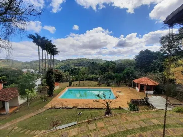 Imagem: Casa de Condomínio para Venda com 273 Metros