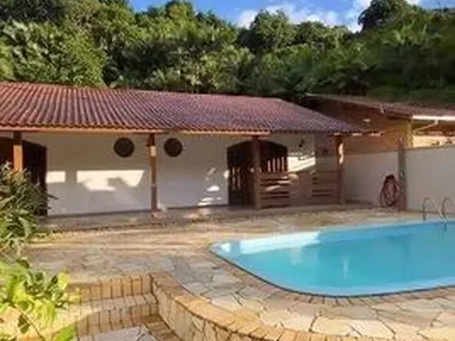 Imagem: Casa com 3 Dormitórios para Alugar, 180