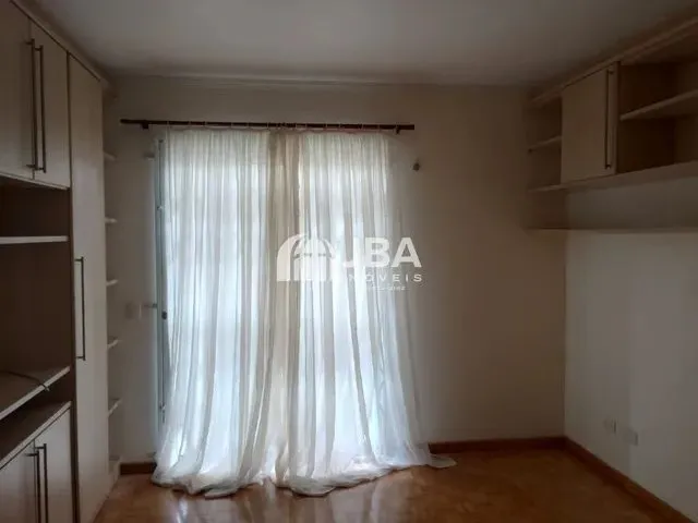 Imagem 6: Curitiba - Sobrado Padrão - Boqueirão