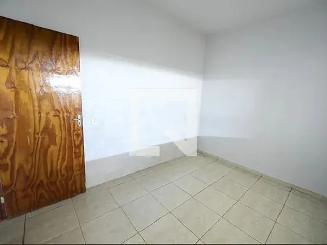 Imagem 4: Casa para Aluguel - Parque Trindade, 2 Quartos, 78 M2