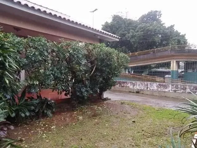 Imagem 3: Casa com 04 Dormitórios, 03 Banheiros, Sala de Estar, Sala de Jantar, Cozinha, 02