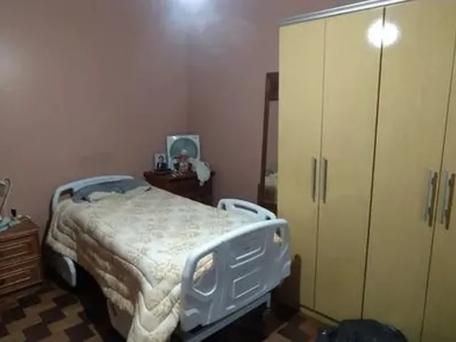 Imagem 13: Casa com 04 Dormitórios, 03 Banheiros, Sala de Estar, Sala de Jantar, Cozinha, 02