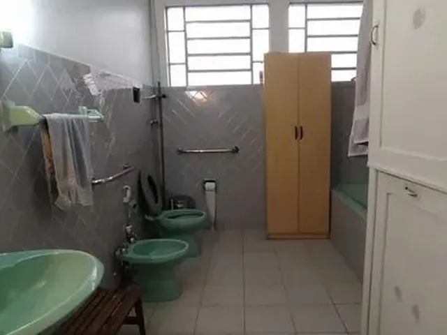 Imagem 15: Casa com 04 Dormitórios, 03 Banheiros, Sala de Estar, Sala de Jantar, Cozinha, 02