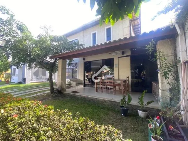 Imagem 11: Caji, Lauro de Freitas. Duplex com 4 Quartos Sendo 1 Suíte Superior com Closet, Sendo 1