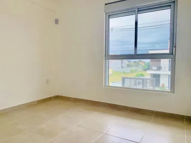 Imagem 4: Lindo Apto 2 Dorm com Sacada no Campeche