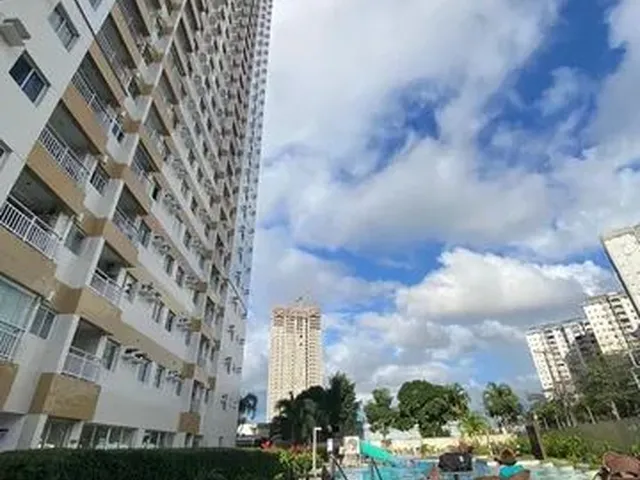 Imagem: O apartamento possui 2 Dormitórios, 1 Suíte, 2 Banheiros,