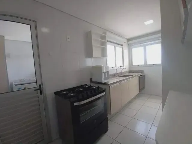 Imagem 7: Cond. Coral Gables. Alugo Apto Mobiliado com 3 Quartos+ Escritorio