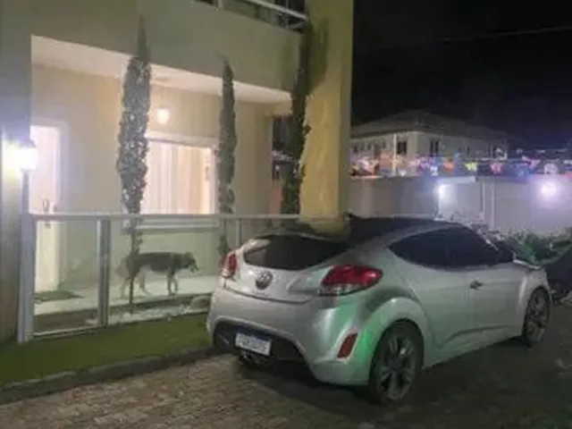 Imagem: Casa com 2/4, Sendo Um com Suíte em Condominio