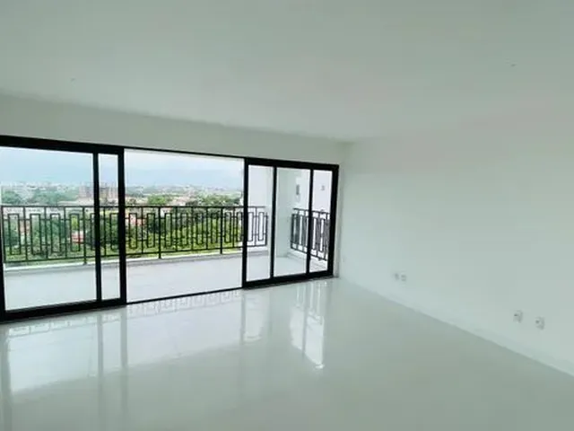 Imagem: Apartamento no Cidade do Porto com 3 Suítes