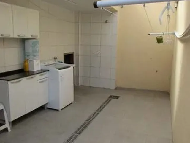 Imagem 13: Sobrado no Capão da Imbuia - Próximo Ao Terminal