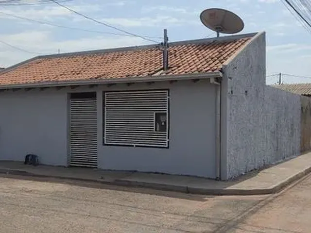 Imagem: Vende-Se Casa Pedra 90