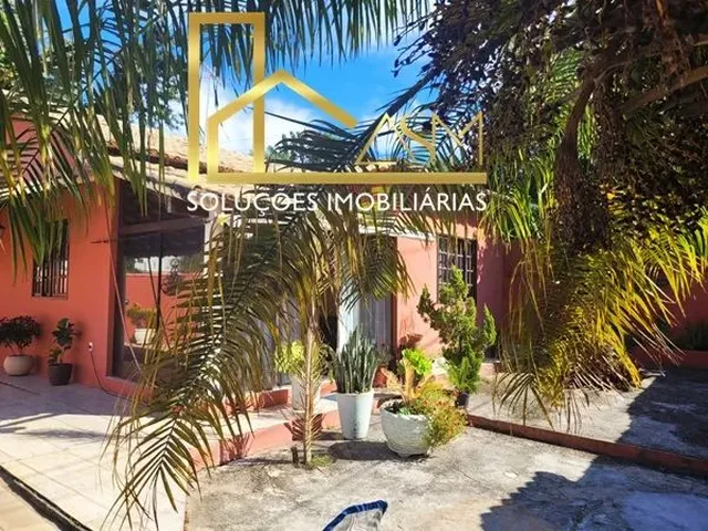 Imagem: Casa com Piscina, Churrasqueira, Próxima