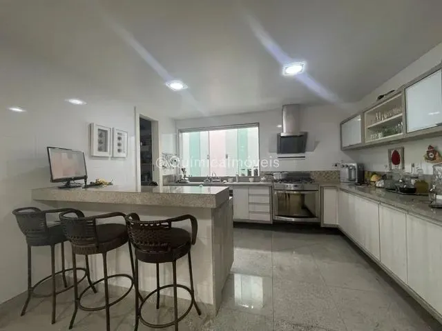 Imagem 7: Casa para Venda em Juiz de Fora, São Pedro, 4 Dormitórios, 3 Suítes, 7 Banheiros, 4