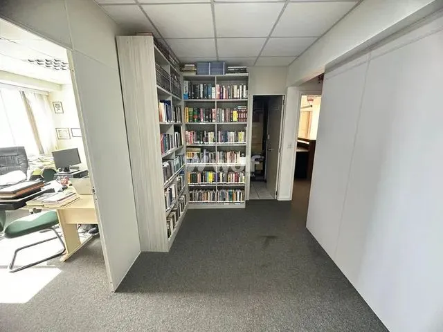 Imagem 9: Andar Corporativo - 165M2 - Mobiliado - 04 Bwc
