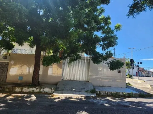 Imagem 9: Casa Duplex Solta | Cidade dos Funcionários | 193M² | 05 Quartos
