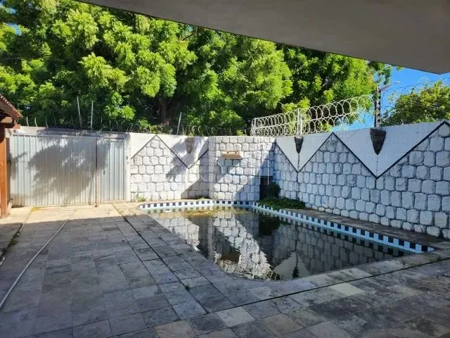 Imagem 12: Casa Duplex Solta | Cidade dos Funcionários | 193M² | 05 Quartos